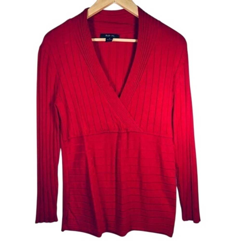 Style & Co Long Sleeves Women's V-neck Top Size Medium